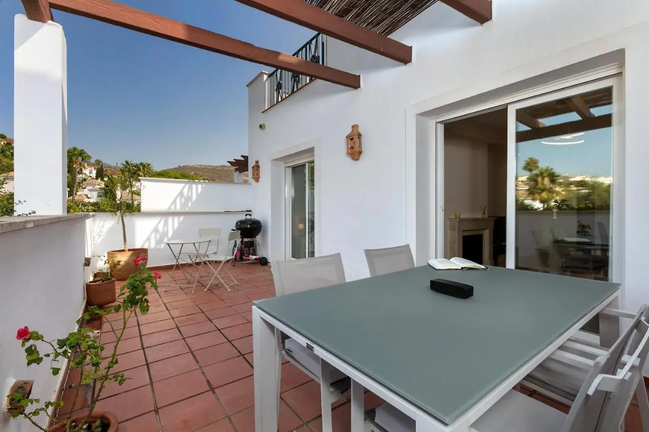 דירה מארבלה Duplex Apt With Rooftop Terrace Aloha Royal Rdr230