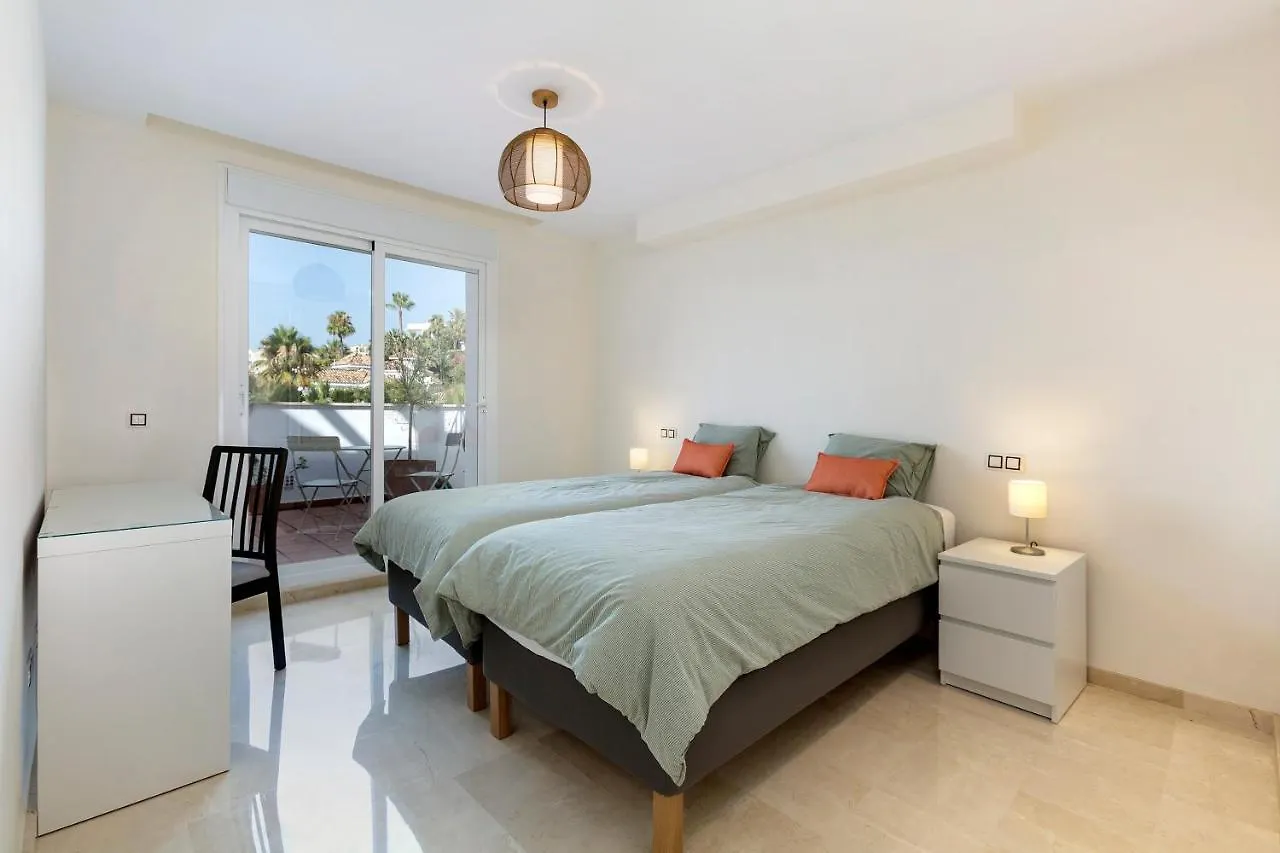 Duplex Apt With Rooftop Terrace Aloha Royal Rdr230 Marbella 0*,