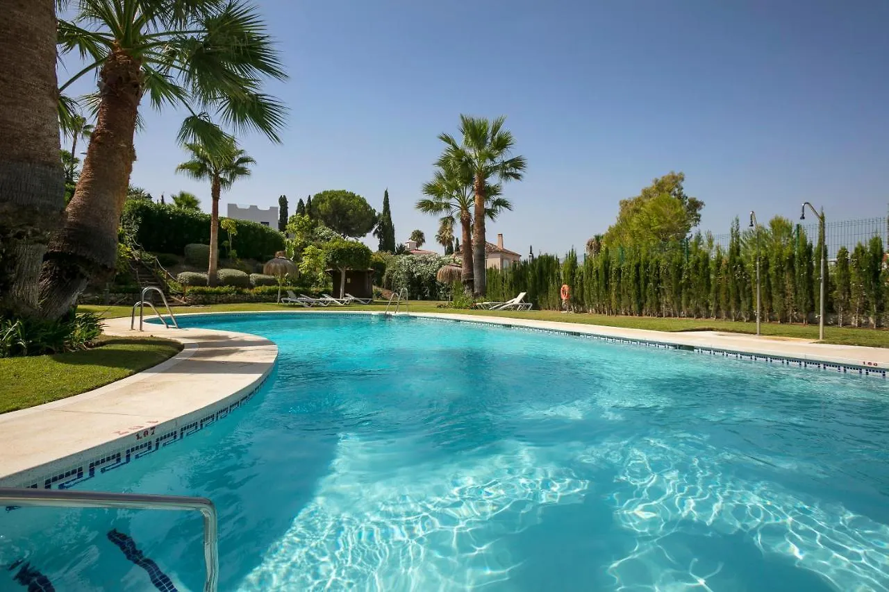 Duplex Apt With Rooftop Terrace Aloha Royal Rdr230 Marbella