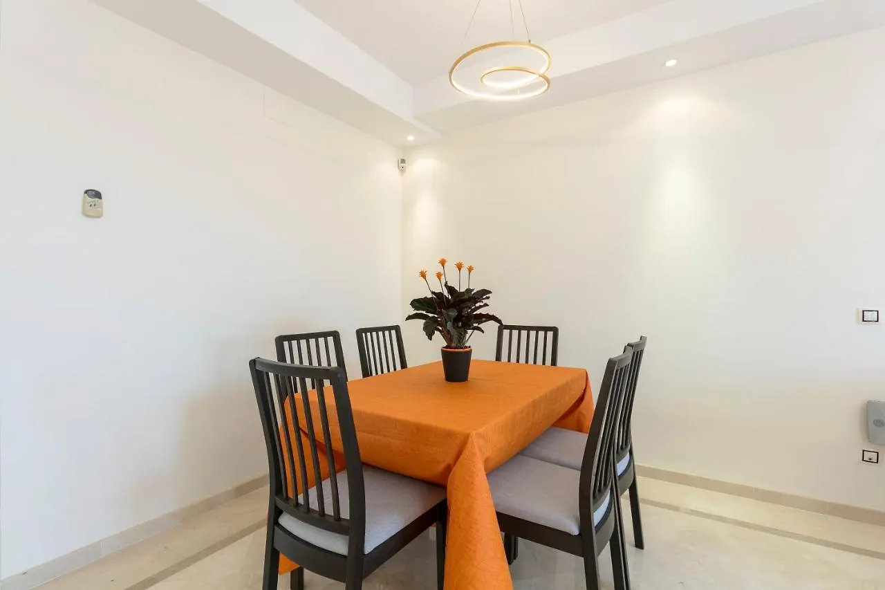 Duplex Apt With Rooftop Terrace Aloha Royal Rdr230 Marbella Spain
