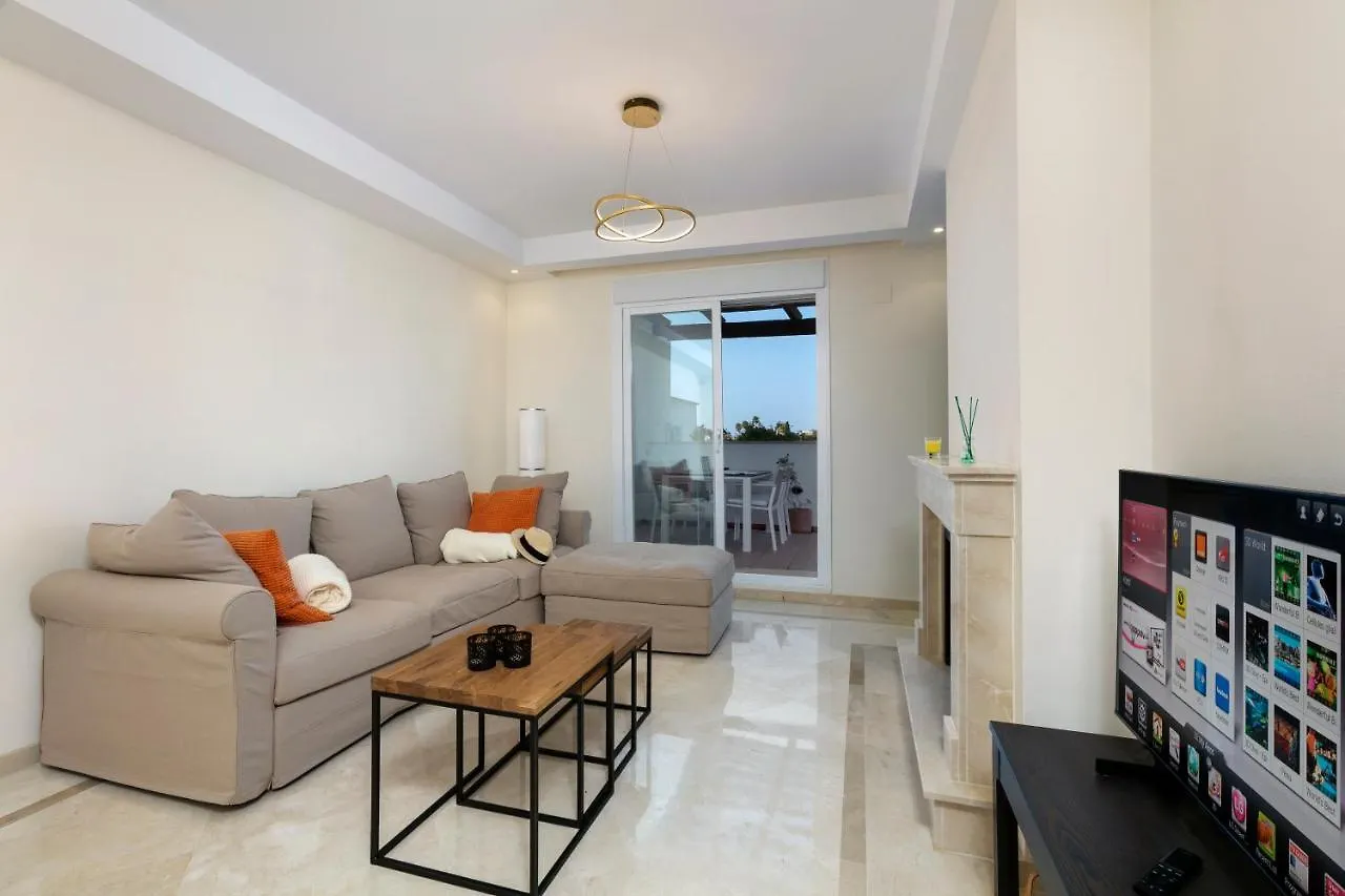 Duplex Apt With Rooftop Terrace Aloha Royal Rdr230 Marbella 0*,  España