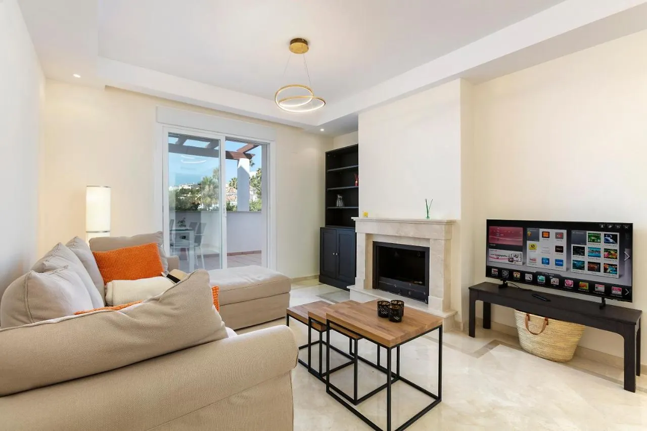 Duplex Apt With Rooftop Terrace Aloha Royal Rdr230 Marbella