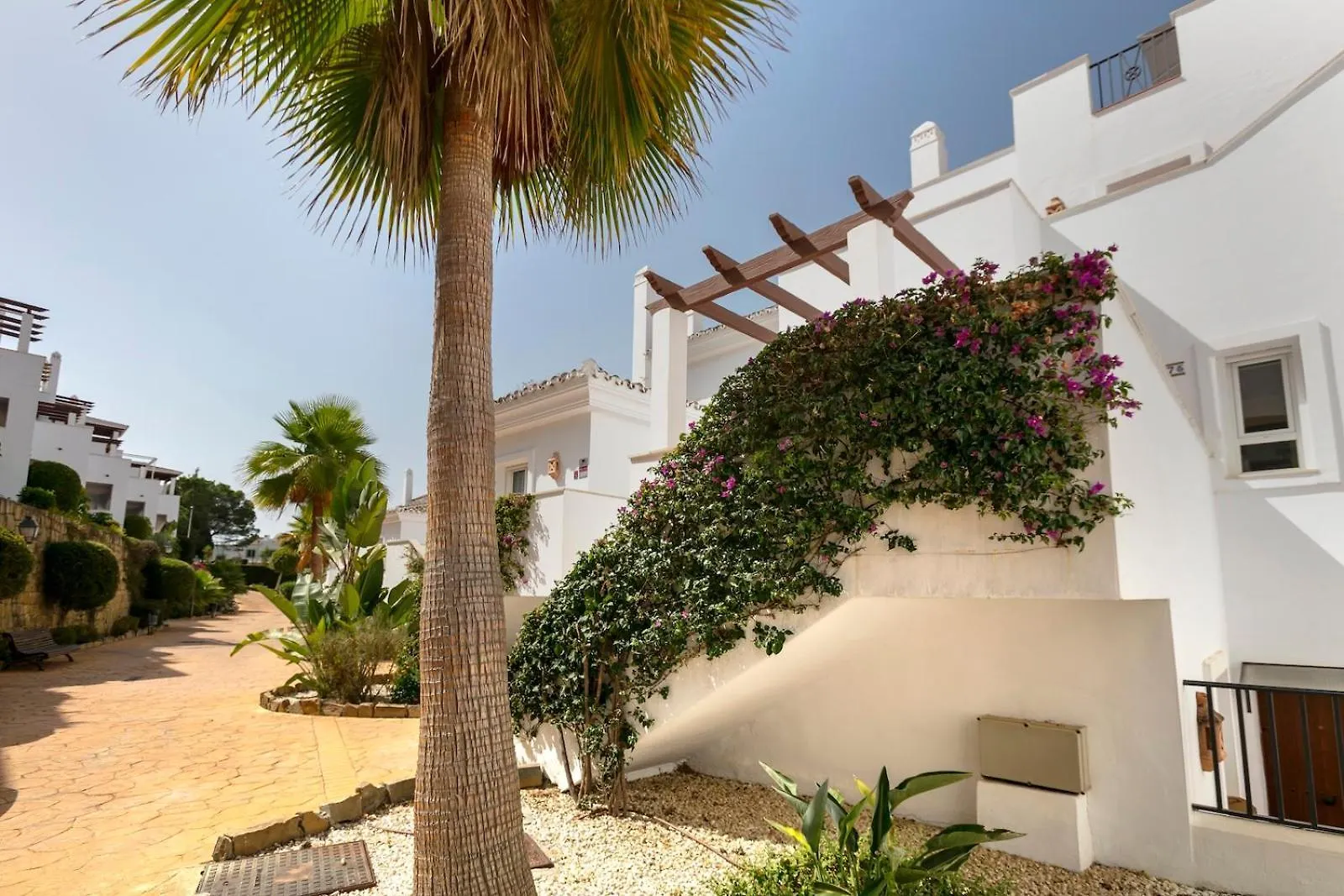Apartment Duplex Apt With Rooftop Terrace Aloha Royal Rdr230 Marbella