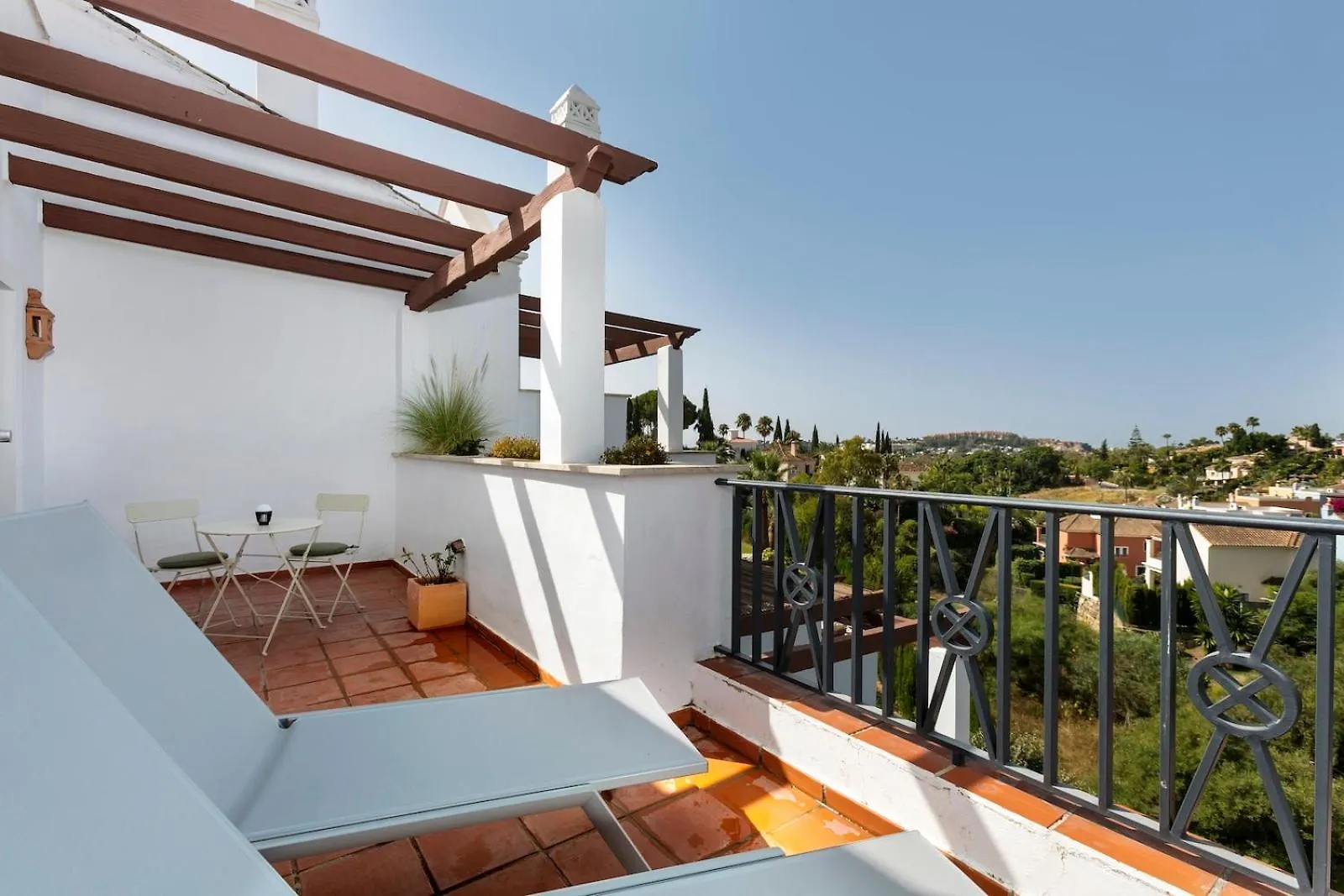 Apartment Duplex Apt With Rooftop Terrace Aloha Royal Rdr230 Marbella Spain