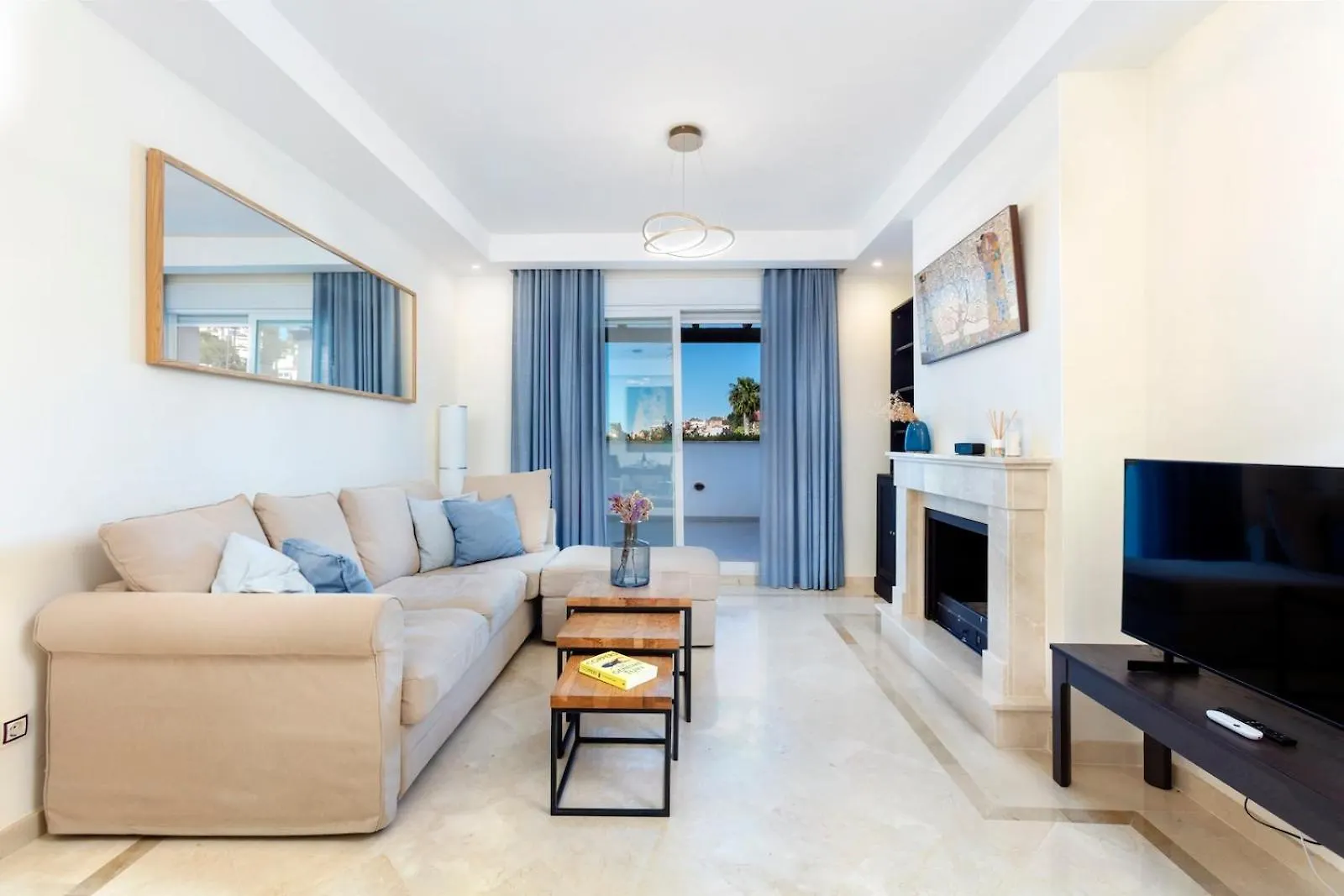 Duplex Apt With Rooftop Terrace Aloha Royal Rdr230 Marbella